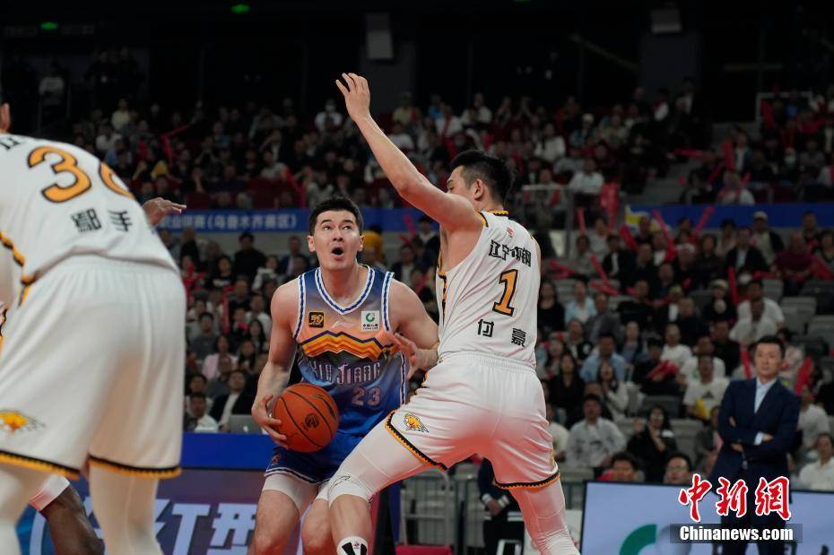 od体育地址-关于热门队伍在国内篮球联赛季后赛中实力横扫的信息