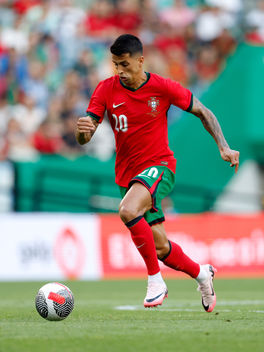 od体育投注-葡萄牙足球队战胜强劲对手