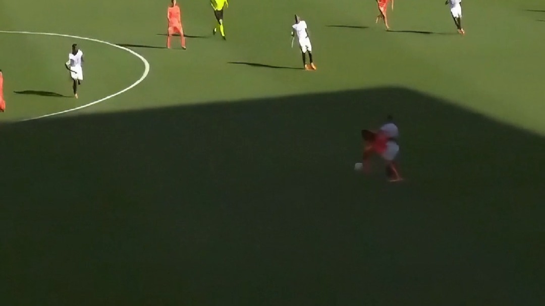 od体育app下载地址-塞维利亚陷入低谷,巴萨始终领跑的简单介绍